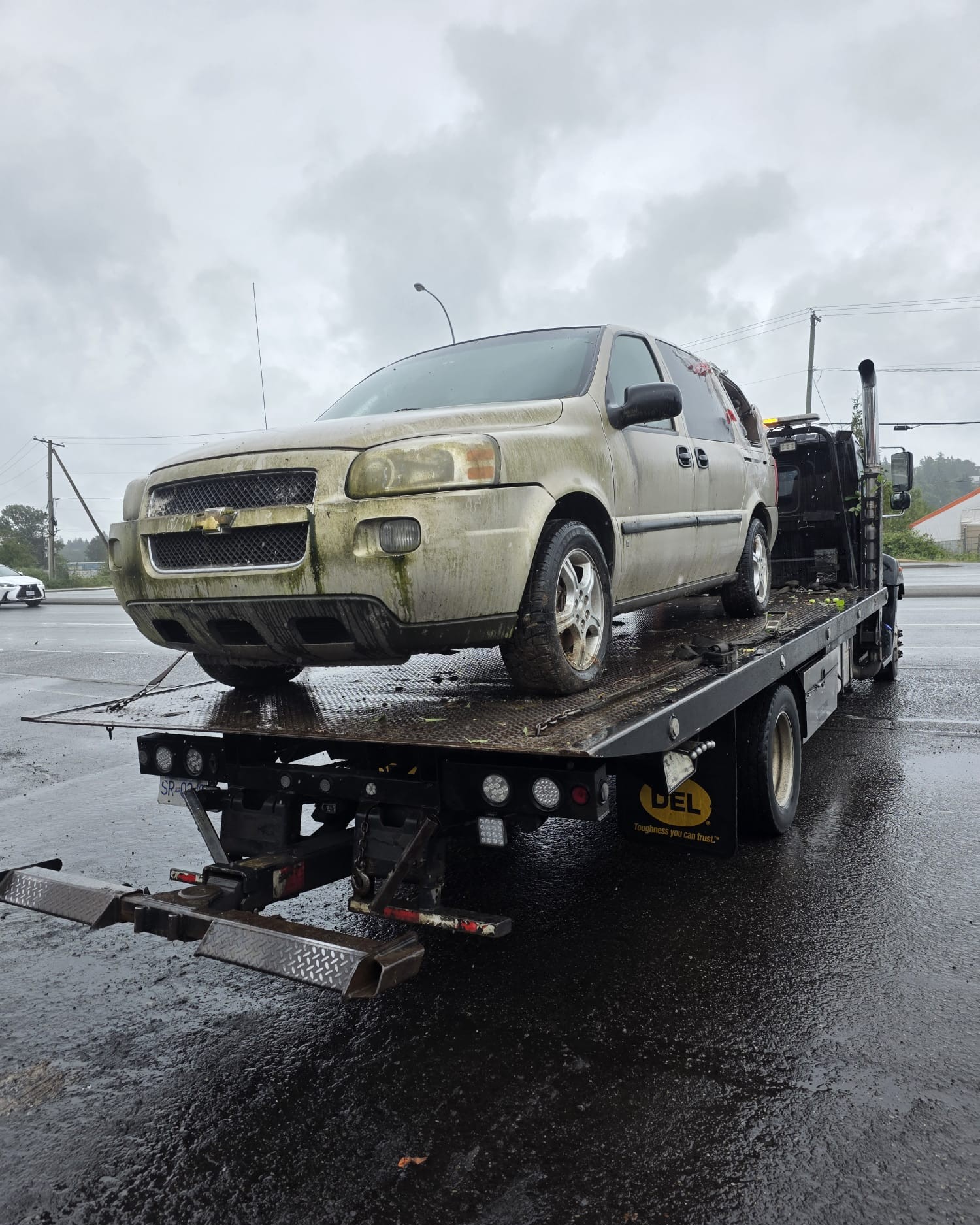 Scrap SUV removal with free towing in Abbotsford BC
